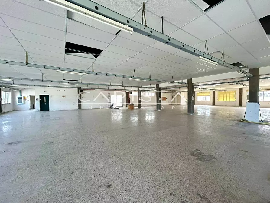 Immagine 1 di Locale commerciale in affitto  in Via civiltà del lavoro a Ortona