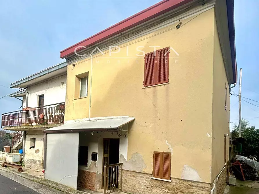 Immagine 1 di Casa semindipendente in vendita  in Contrada Villa Tucci a Crecchio