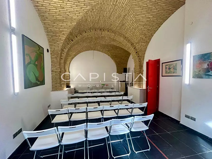 Immagine 2 di Locale commerciale in vendita  in Corso Garibaldi a Ortona