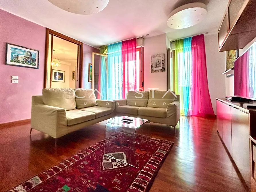 Immagine 2 di Appartamento in vendita  in Via Bengasi a Ortona