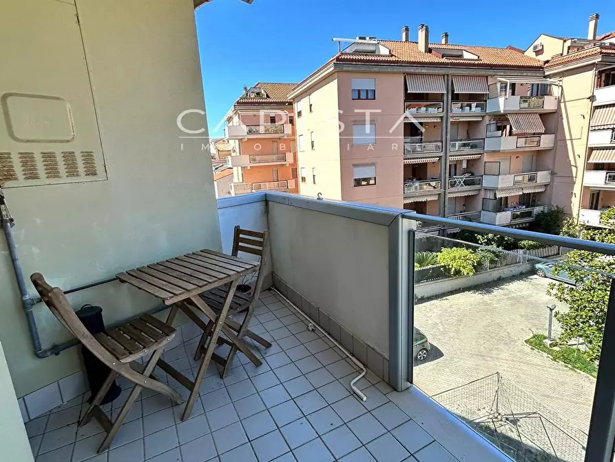 Immagine 6 di Appartamento in vendita  in Via Bengasi a Ortona