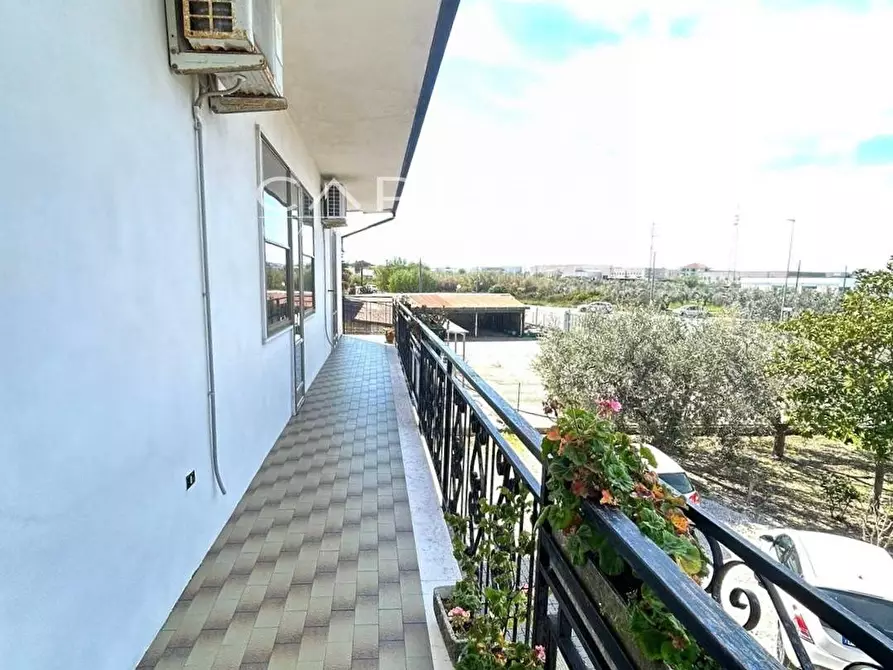 Immagine 25 di Villa in vendita  in Contrada ALBORETO a Ortona