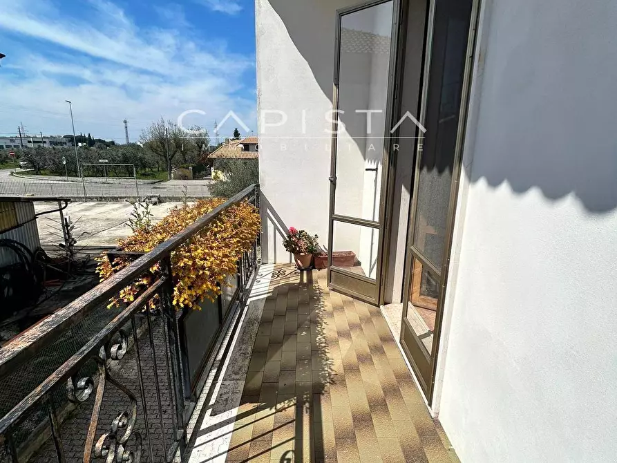 Immagine 26 di Villa in vendita  in Contrada ALBORETO a Ortona