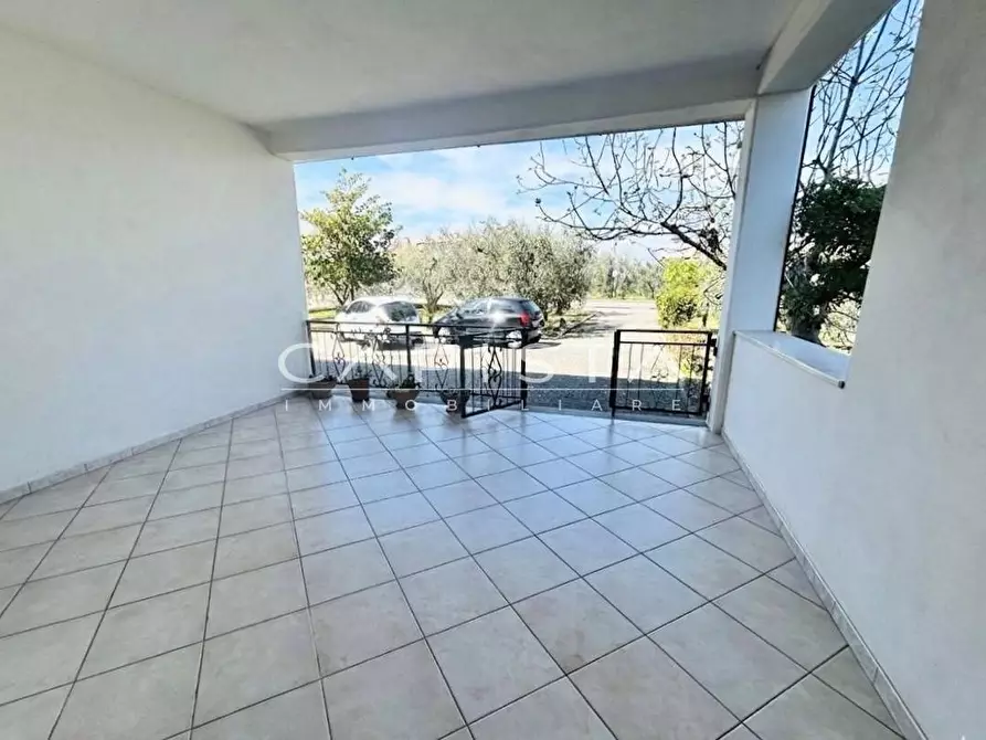Immagine 27 di Villa in vendita  in Contrada ALBORETO a Ortona