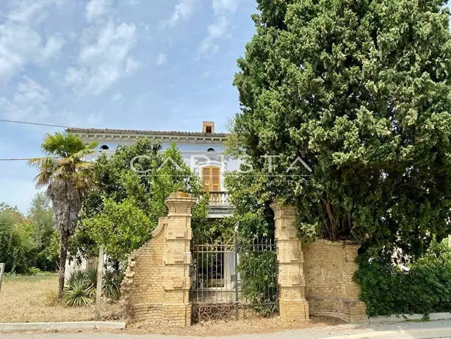 Immagine 29 di Villa in vendita  in Via Lanciano a San Vito Chietino