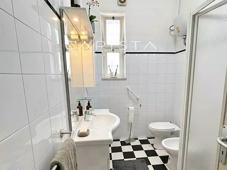 Immagine 7 di Appartamento in vendita  in via dei frentani a Ortona