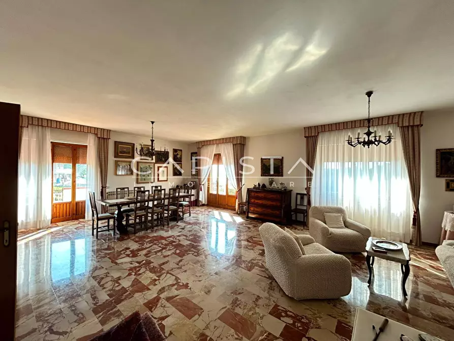 Immagine 2 di Appartamento in vendita  in Viale Margherita d' Austria a Ortona