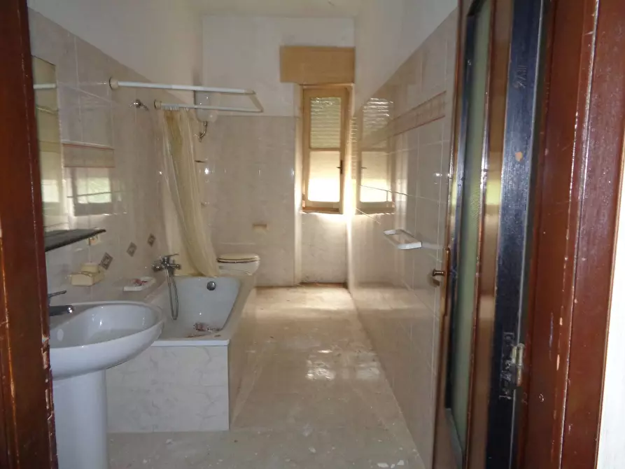 Immagine 7 di Attico in vendita  in catania 22 a Carbonia