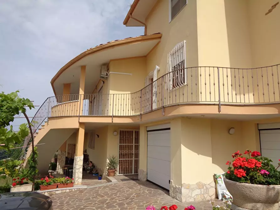 Immagine 2 di Villa in vendita  in Costa Medau Becciu 5 a Carbonia