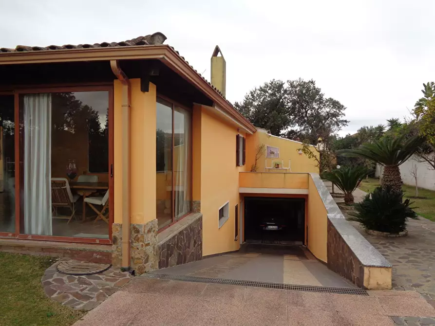 Immagine 5 di Villa in vendita  in Tramontana 7 a Carbonia