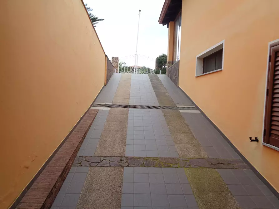 Immagine 43 di Villa in vendita  in Tramontana 7 a Carbonia