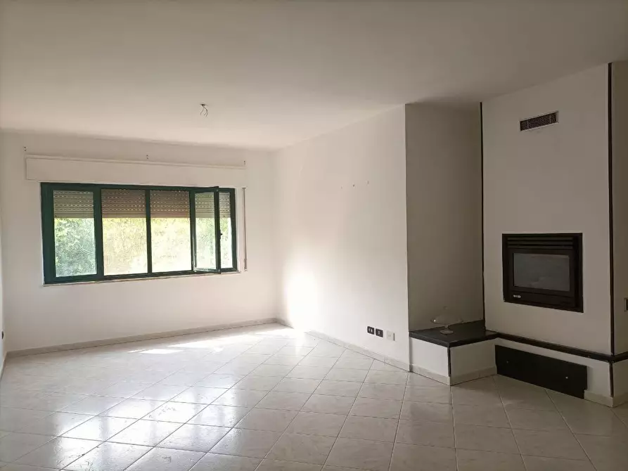 Immagine 5 di Appartamento in vendita  in Sirai 63 a Carbonia