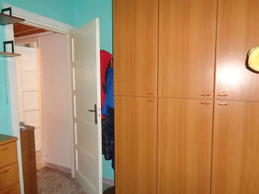 Immagine 7 di Appartamento in vendita  in Marche 6 a Carbonia