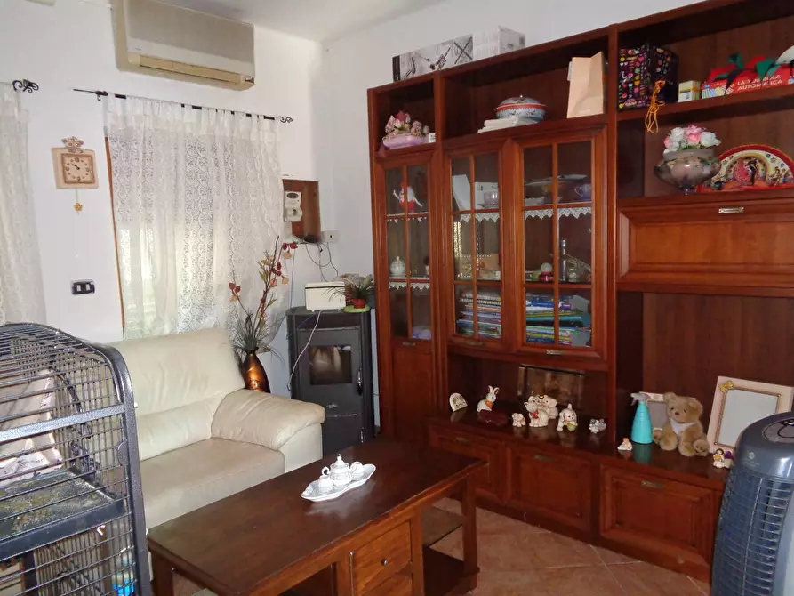 Immagine 3 di Appartamento in vendita  in Via Veneto 62 a Carbonia