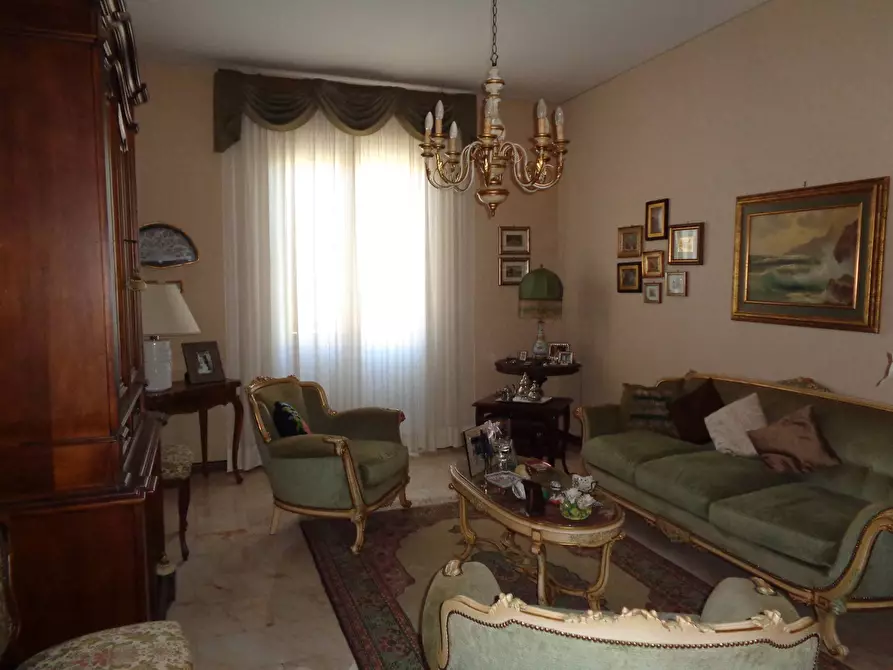 Immagine 9 di Appartamento in vendita  in via Gramsci 95 a Carbonia