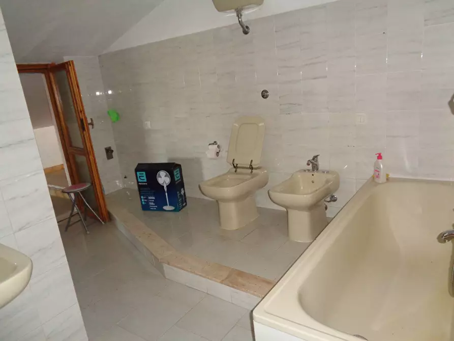 Immagine 7 di Appartamento in vendita  in via Dalmazia 42 a Carbonia