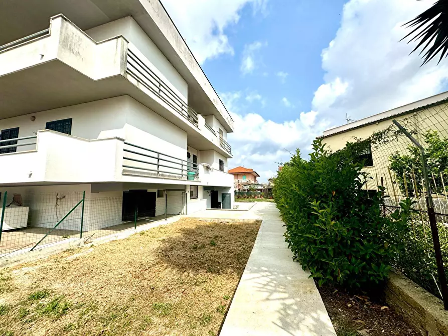 Immagine 6 di Appartamento in vendita  in via palermo 7 a Aprilia