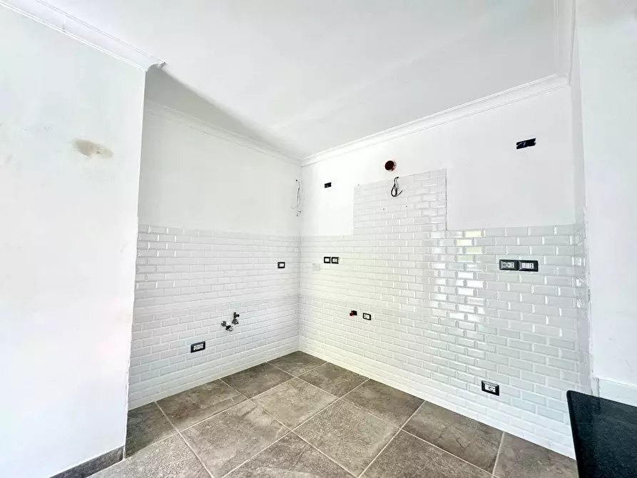 Immagine 13 di Appartamento in vendita  in via palermo 7 a Aprilia