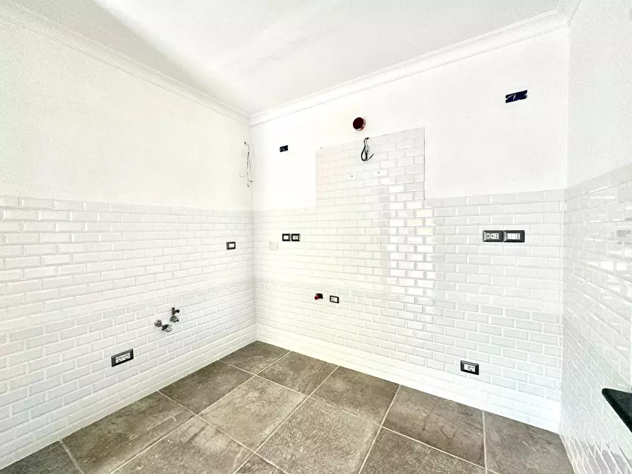 Immagine 15 di Appartamento in vendita  in via palermo 7 a Aprilia