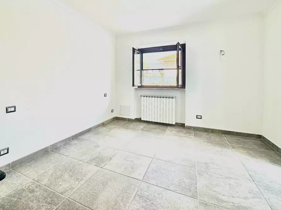 Immagine 18 di Appartamento in vendita  in via palermo 7 a Aprilia