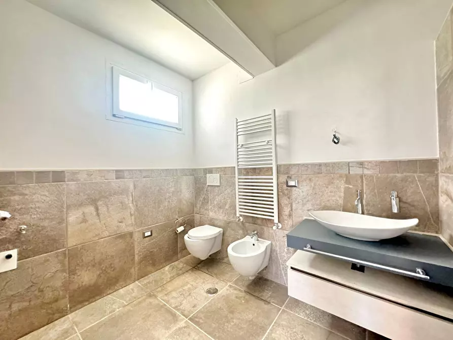 Immagine 24 di Appartamento in vendita  in via palermo 7 a Aprilia