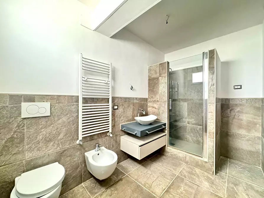 Immagine 26 di Appartamento in vendita  in via palermo 7 a Aprilia