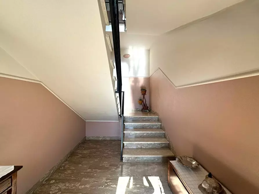 Immagine 5 di Appartamento in vendita  in via delle valli 17 a Aprilia