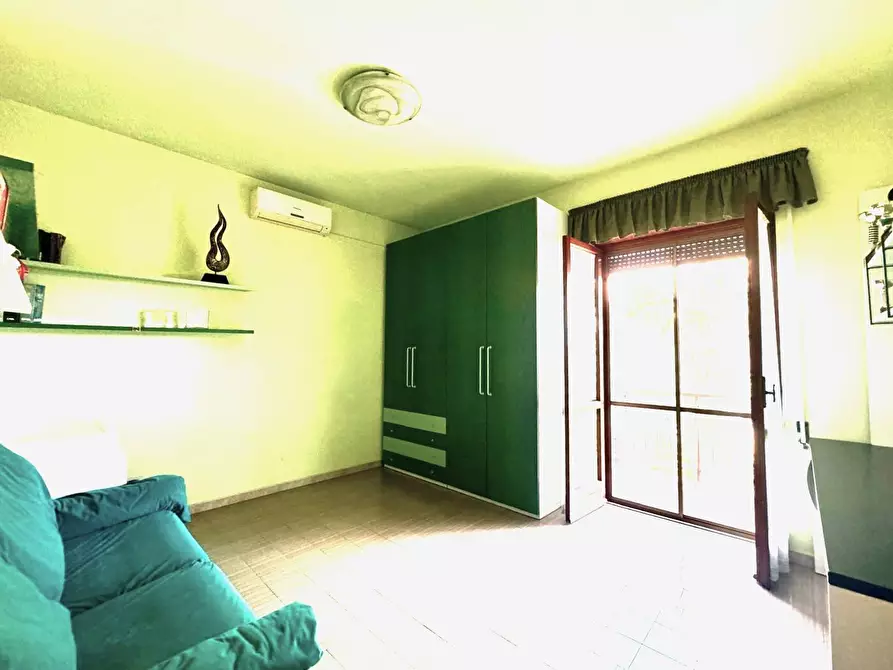 Immagine 18 di Appartamento in vendita  in via delle valli 17 a Aprilia