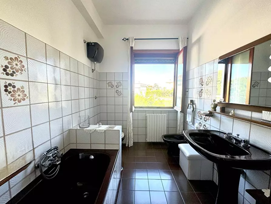 Immagine 21 di Appartamento in vendita  in via delle valli 17 a Aprilia