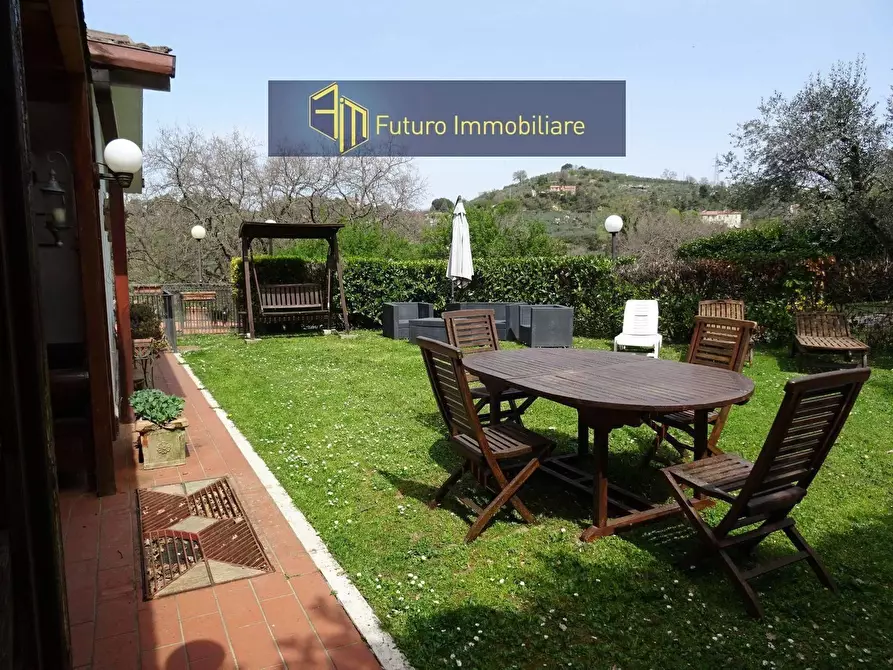 Immagine 5 di Villa in vendita  in Ippocrate a Terni