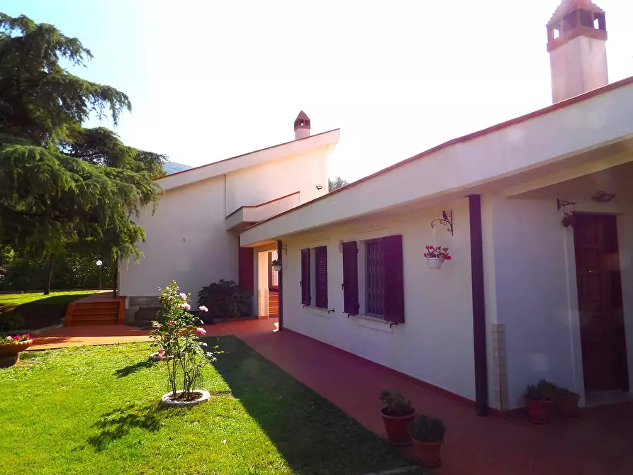 Immagine 2 di Casa indipendente in vendita  in Ippocrate a Terni