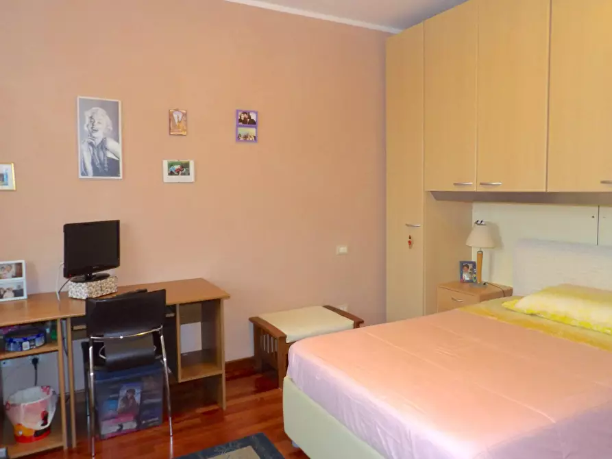 Immagine 16 di Villetta a schiera in vendita  a Terni