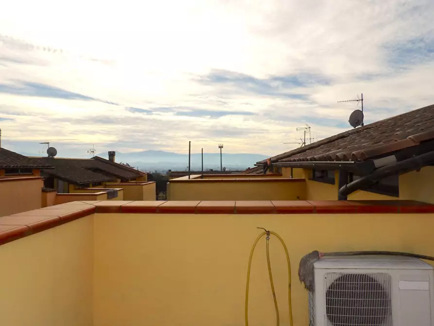 Immagine 25 di Villetta a schiera in vendita  a Terni