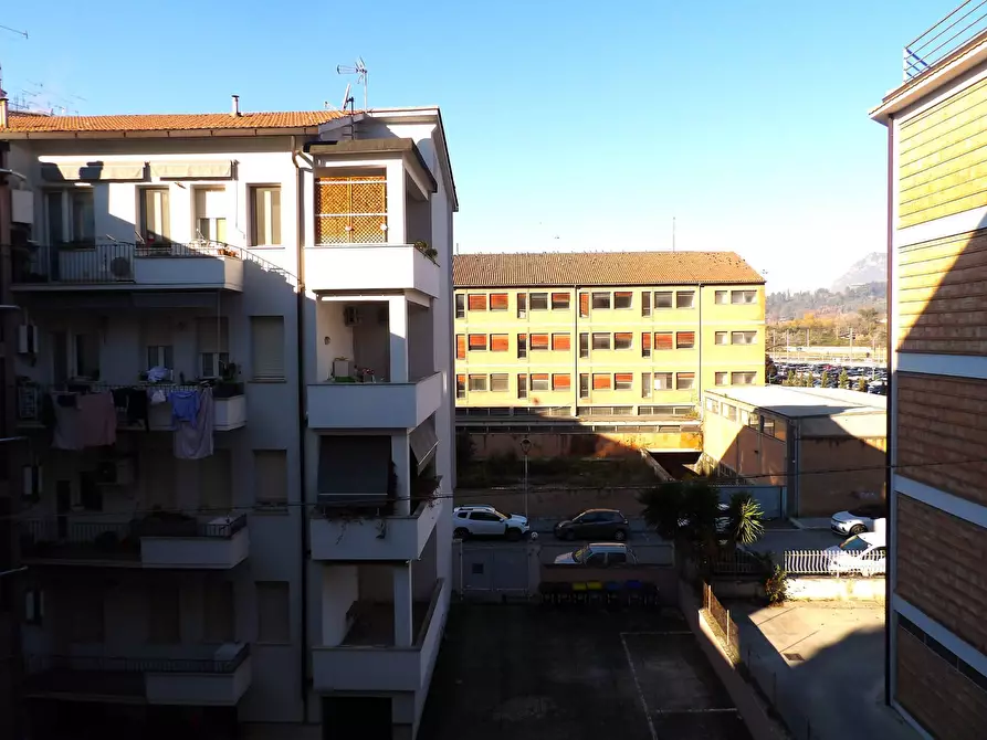 Immagine 11 di Appartamento in vendita  in piazza Fermi snc a Terni