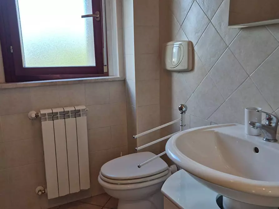 Immagine 14 di Appartamento in vendita  in Via Dei Pressio Colonnese a Terni