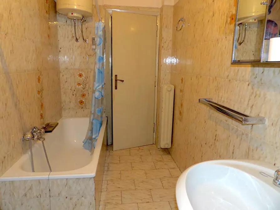 Immagine 18 di Appartamento in vendita  in via Mentana snc a Terni