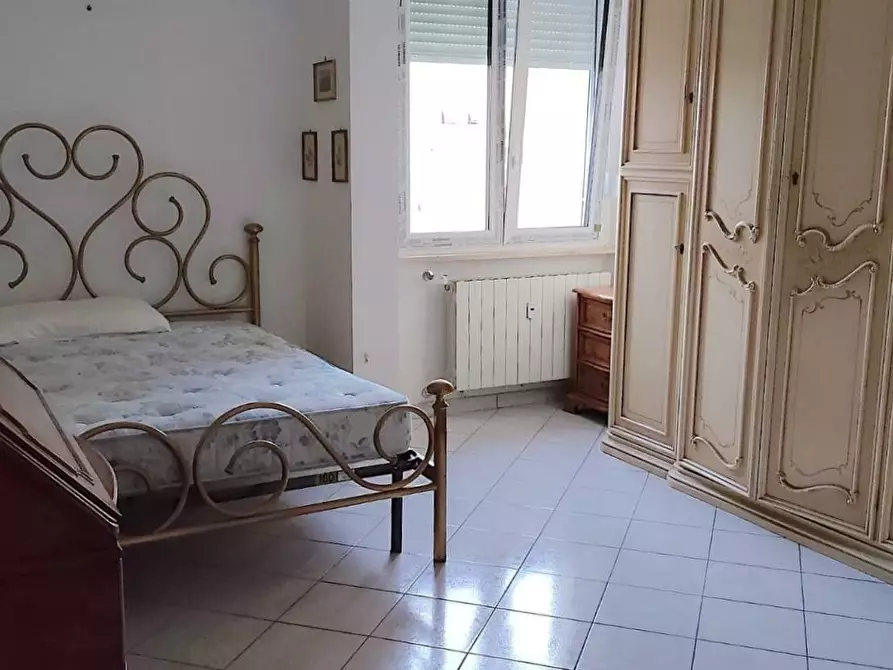 Immagine 13 di Appartamento in vendita  in via Rossini 88 a Terni