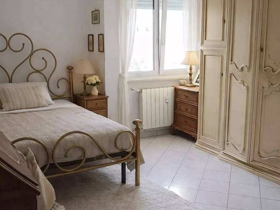 Immagine 14 di Appartamento in vendita  in via Rossini 88 a Terni