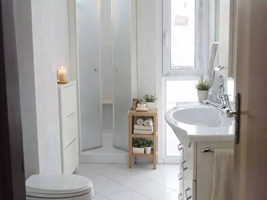 Immagine 16 di Appartamento in vendita  in via Rossini 88 a Terni