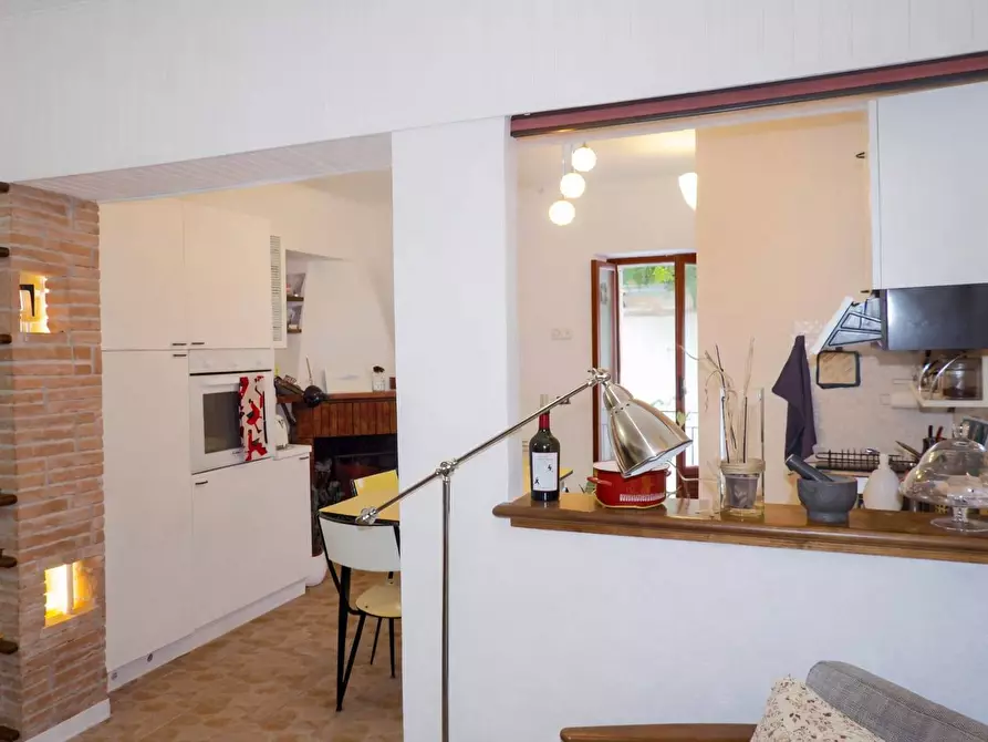 Immagine 2 di Appartamento in vendita  in via Masi 38 a Terni