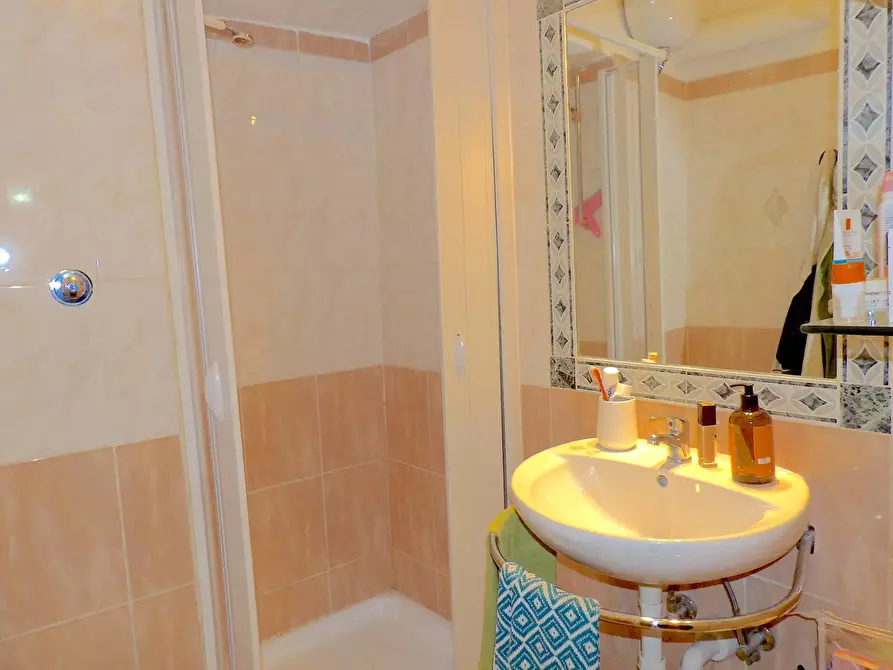 Immagine 10 di Appartamento in vendita  in via Masi 38 a Terni