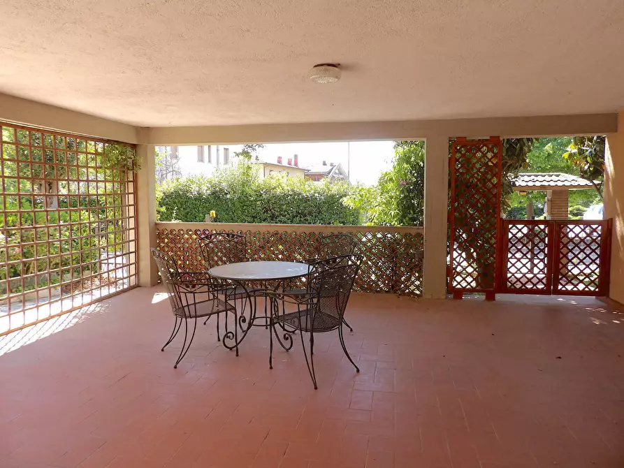 Immagine 5 di Casa semindipendente in vendita  in Strada di Scentelle 6 a Terni