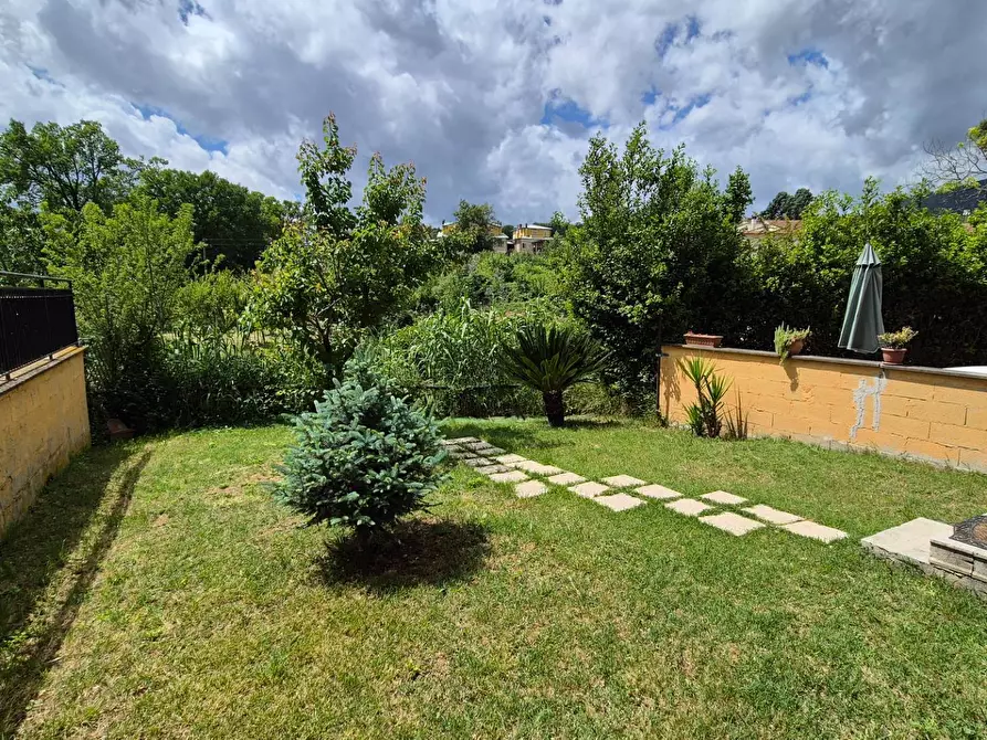 Immagine 1 di Appartamento in vendita  in Via Valiano 21 a Terni