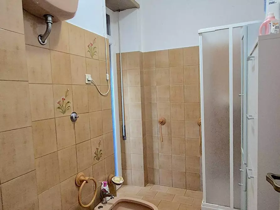 Immagine 14 di Appartamento in vendita  in via Rossini 220 a Terni