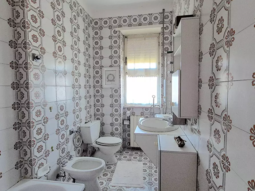 Immagine 15 di Appartamento in vendita  in via M.L.King 15 a Terni