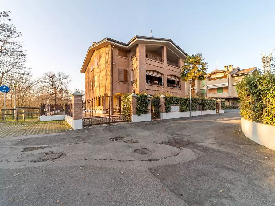 Immagine 40 di Villa in vendita  in via girondola a Cavriago