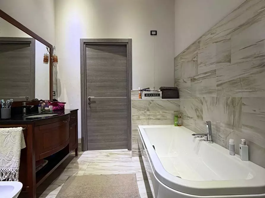 Immagine 11 di Casa indipendente in vendita  in via benedetta a Parma