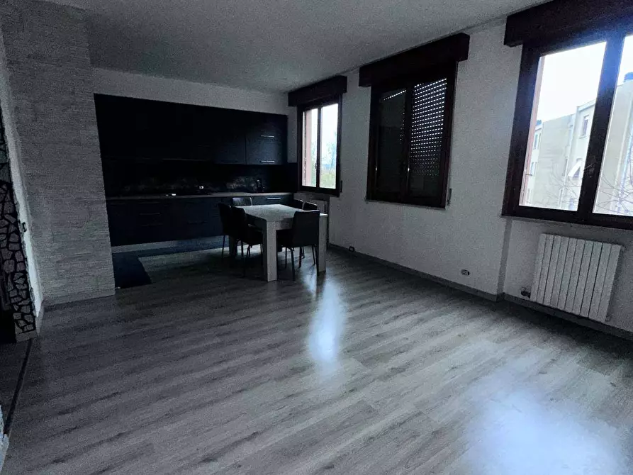 Immagine 1 di Appartamento in vendita  in via pilo a Fidenza