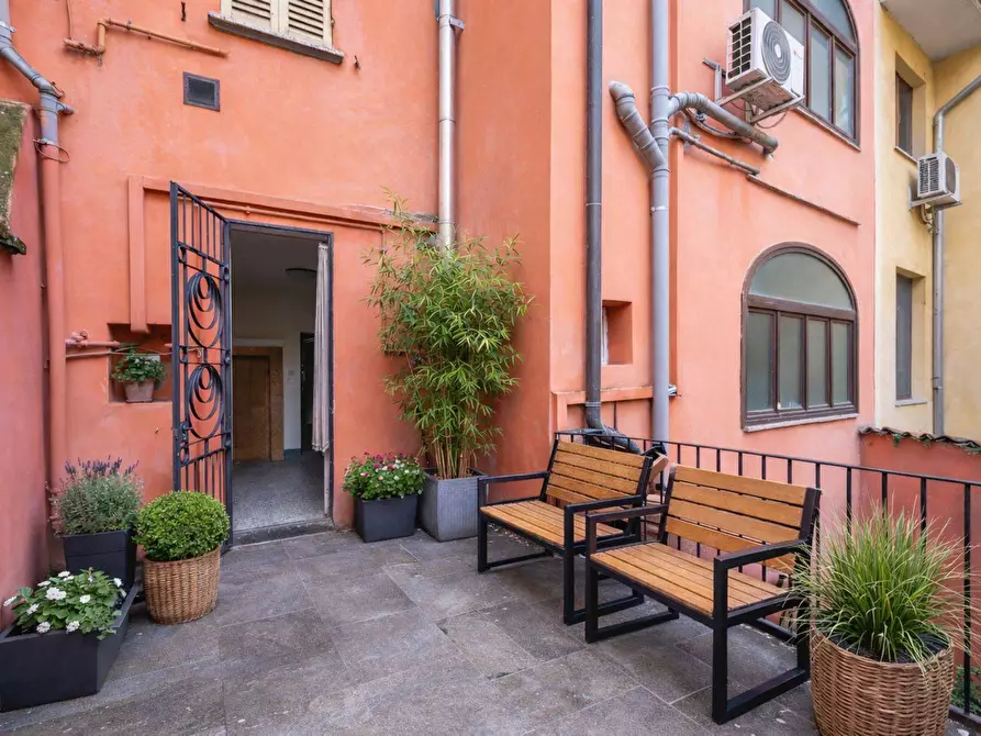 Immagine 7 di Appartamento in vendita  in Borgo Regale a Parma