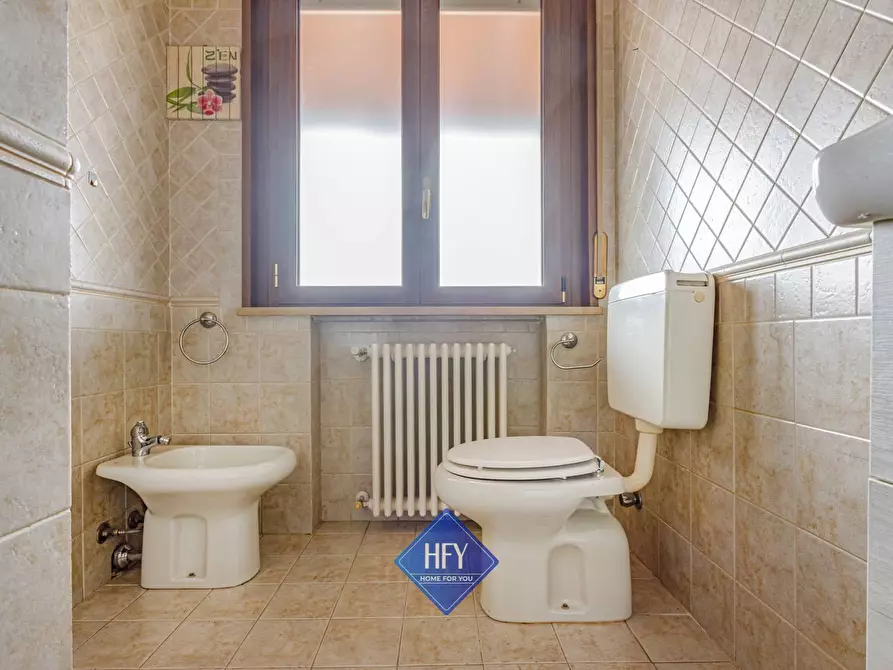 Immagine 18 di Appartamento in vendita  in Via Venezia a Parma